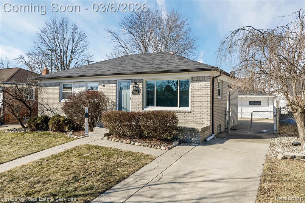 25083 Arlington Street, Roseville, MI 48066 — front exterior
