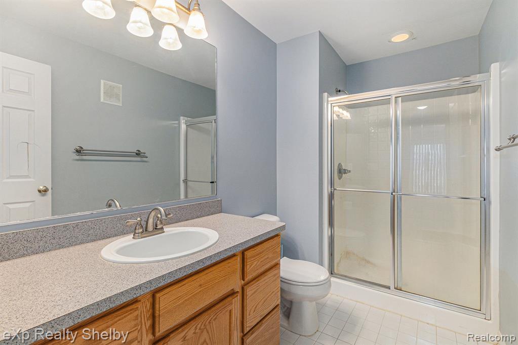 3103 ADDINGTON Drive, Commerce Twp, MI 48390 — Photo 16