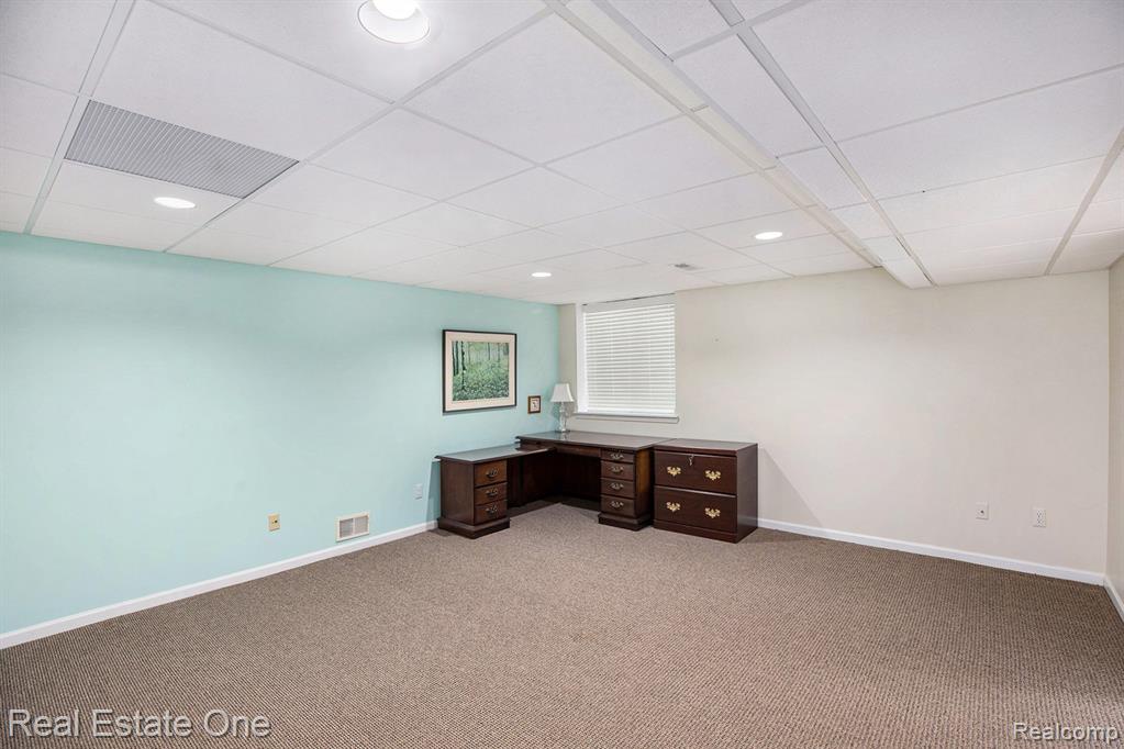 44345 Nova Drive, Sterling Heights, MI 48314 — Photo 12