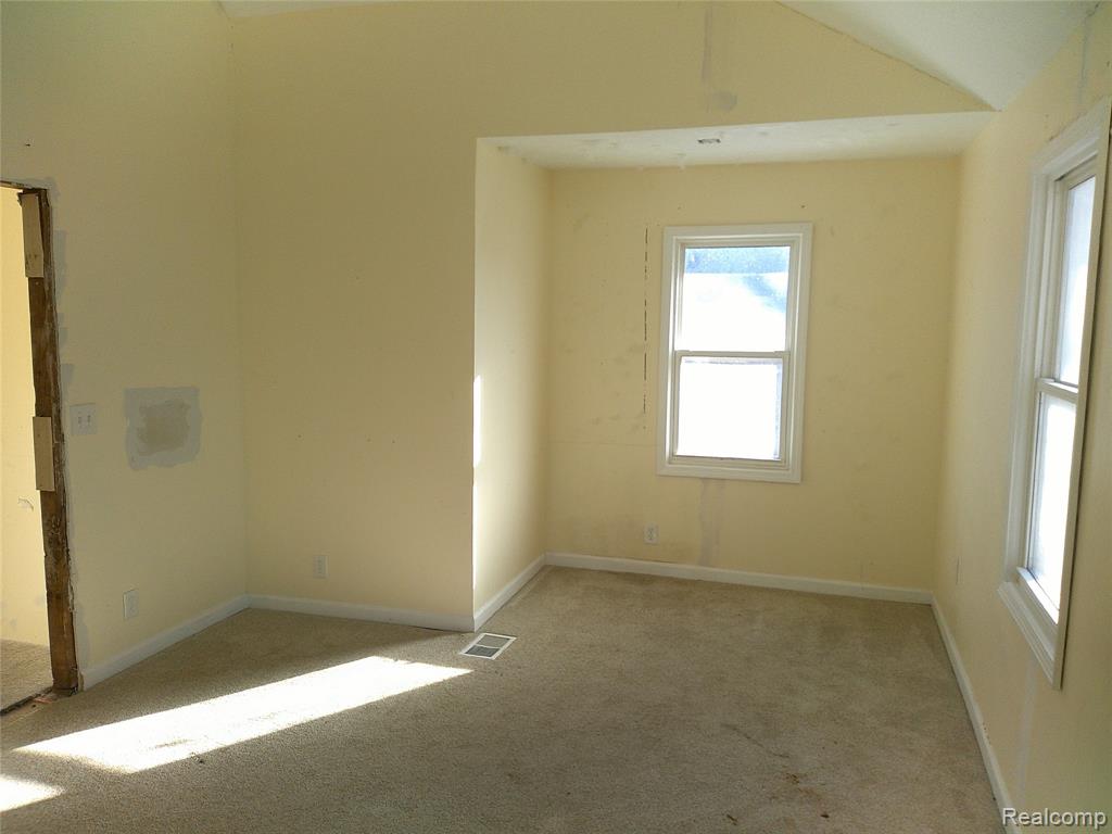 912 Huron Street, Flint, MI 48507 — Photo 13