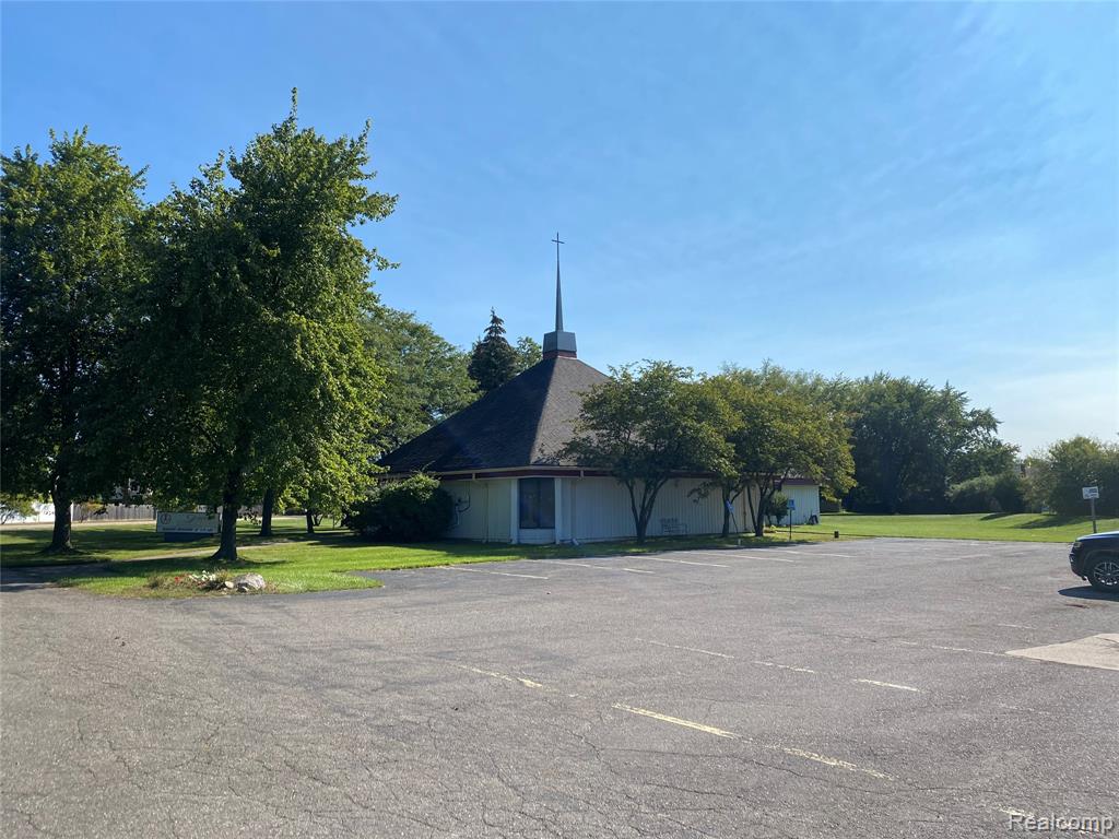 46001 Warren, Canton, MI 48187 — Photo 11