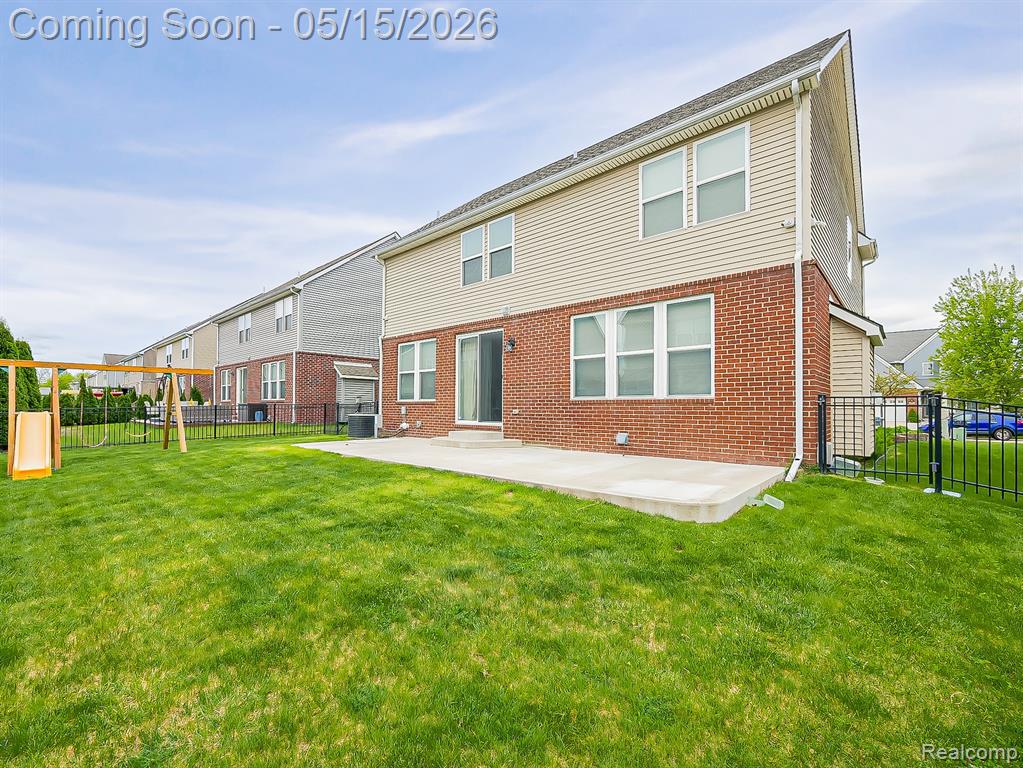 7994 Chestnut Drive, Westland, MI — Photo 3