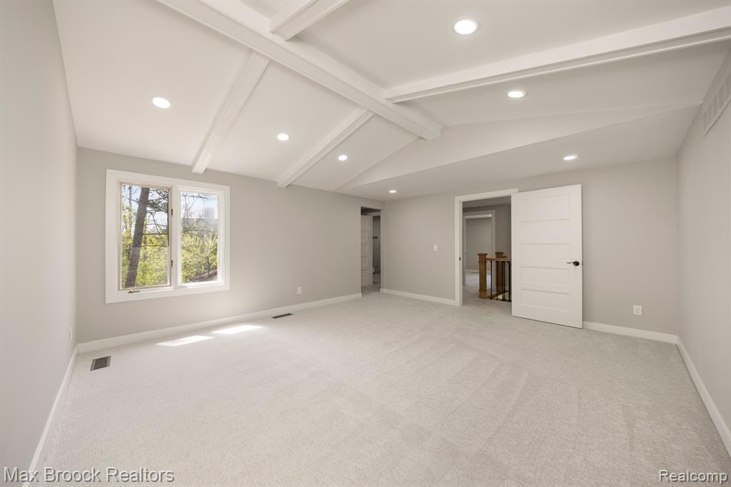 5240 CLARENDON CREST Street, Bloomfield Hills, MI 48302 — Photo 23