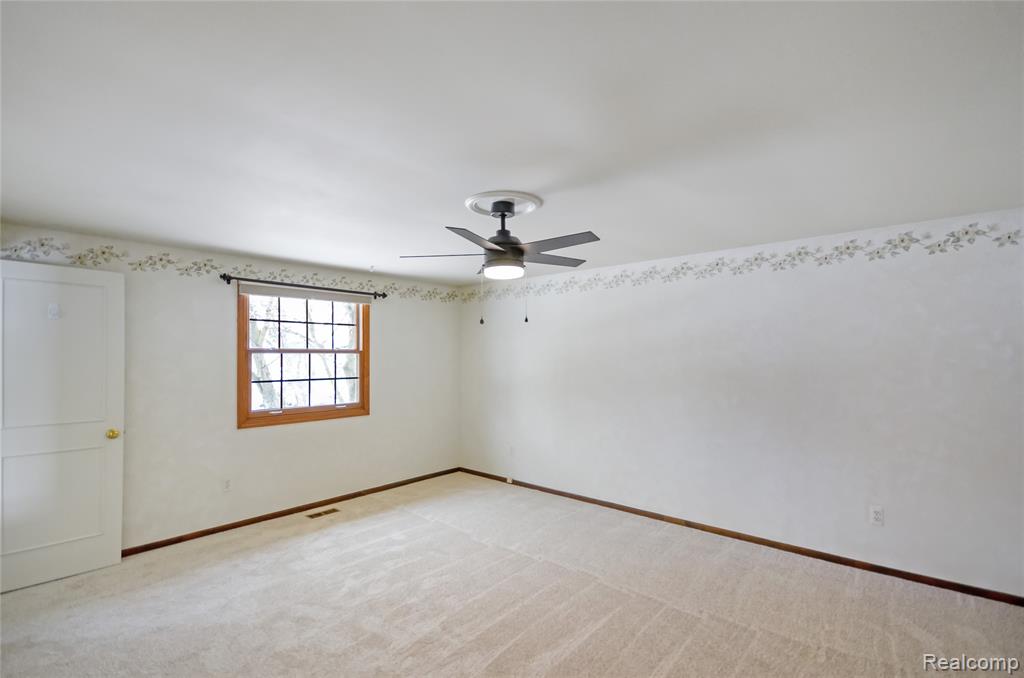 53645 Lambeth Court, Shelby Twp, MI 48316 — Photo 45