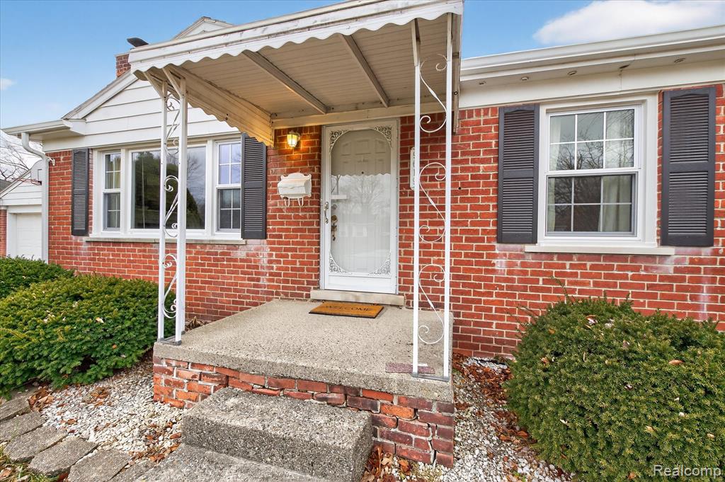 9619 Mayfield Street, Livonia, MI 48150 — Photo 30