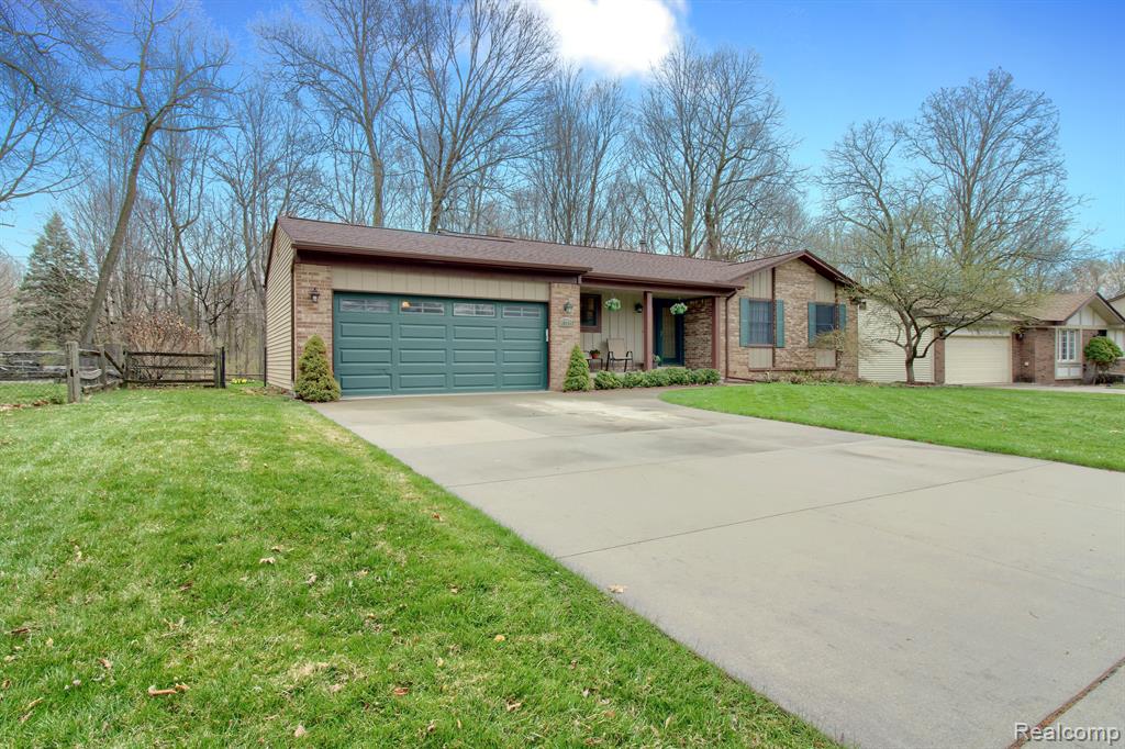 40184 LADENE Lane, Novi, MI — Photo 3