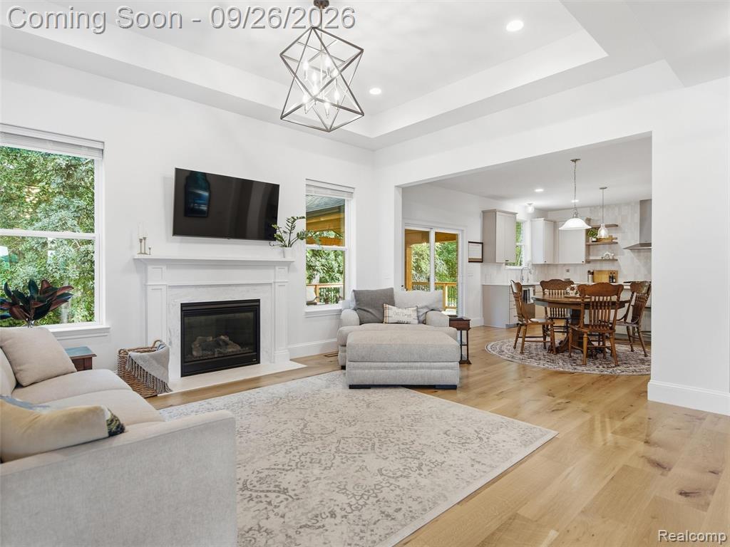 1213 Palatine Drive - Photo 4