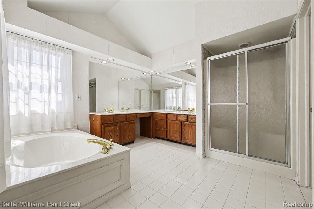 1432 Oakmont Court, Lake Orion, MI 48362 — Photo 15