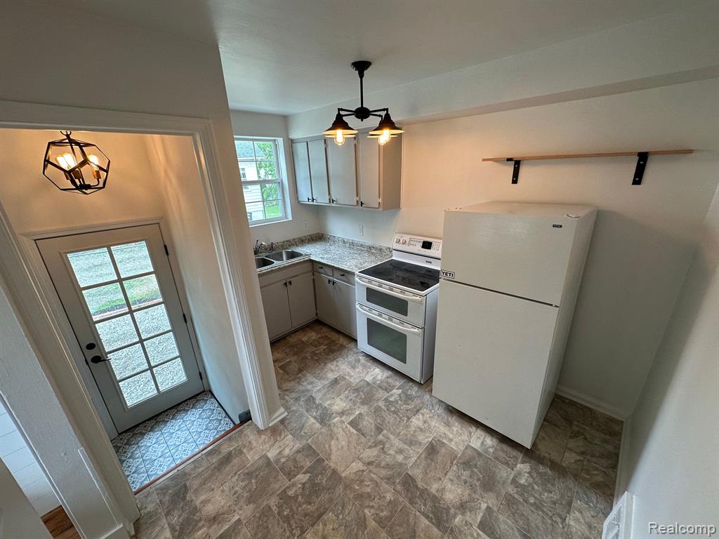 40 SMITH, Lake Orion, MI 48362 — Photo 7