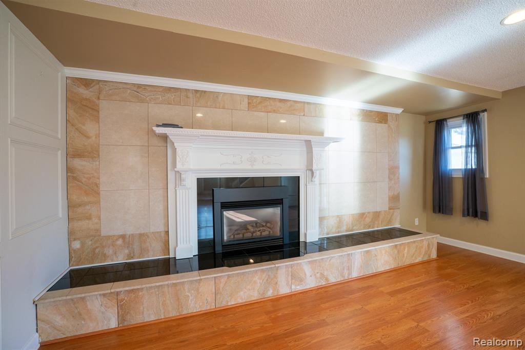 4205 Harding Street, Dearborn Heights, MI 48125 — Photo 16