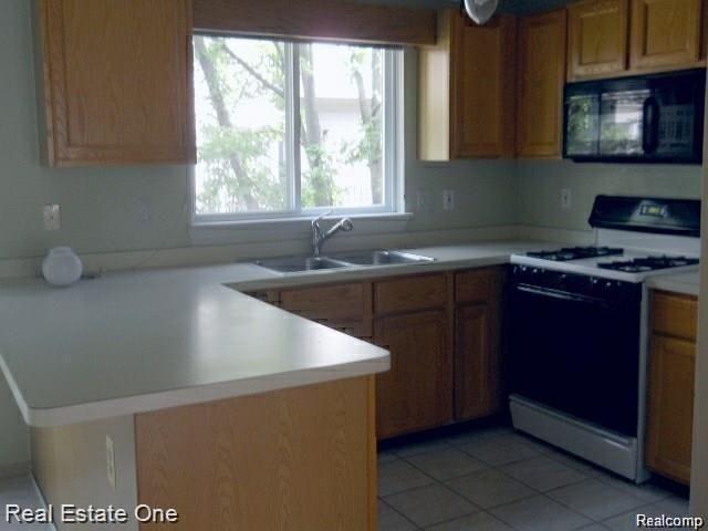710 N Washington Avenue, Royal Oak, MI 48067 — Photo 5