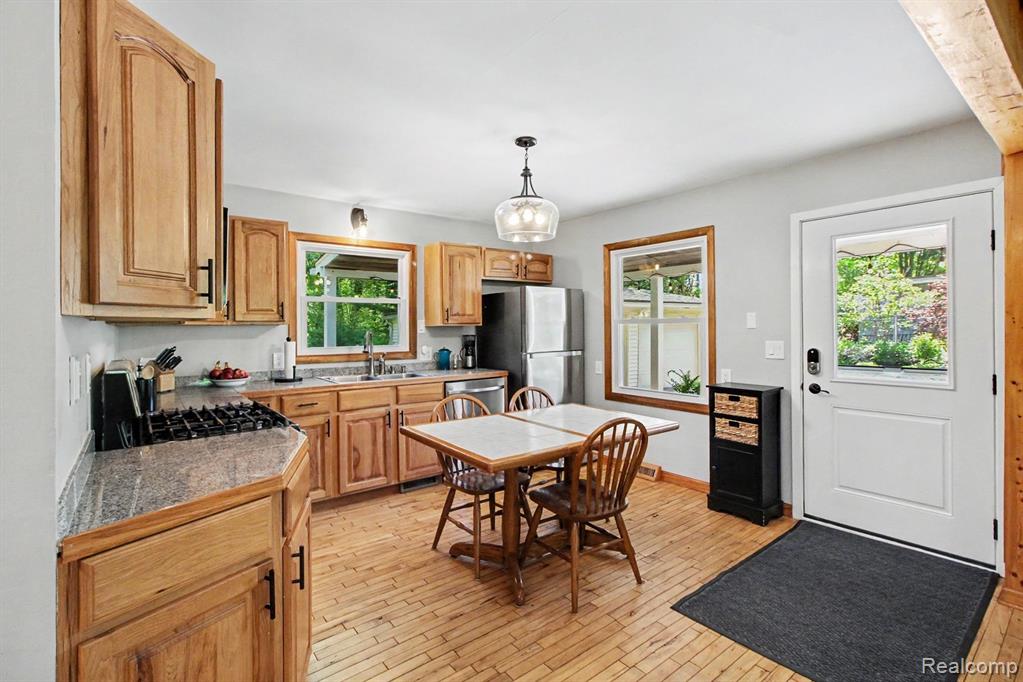 5070 W Harvard Avenue, Clarkston, MI 48348 — Photo 11