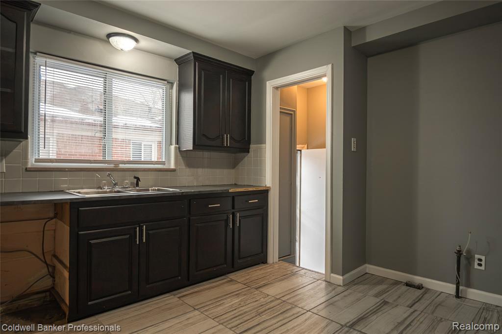 20251 Keystone Street, Detroit, MI 48234 — Photo 5