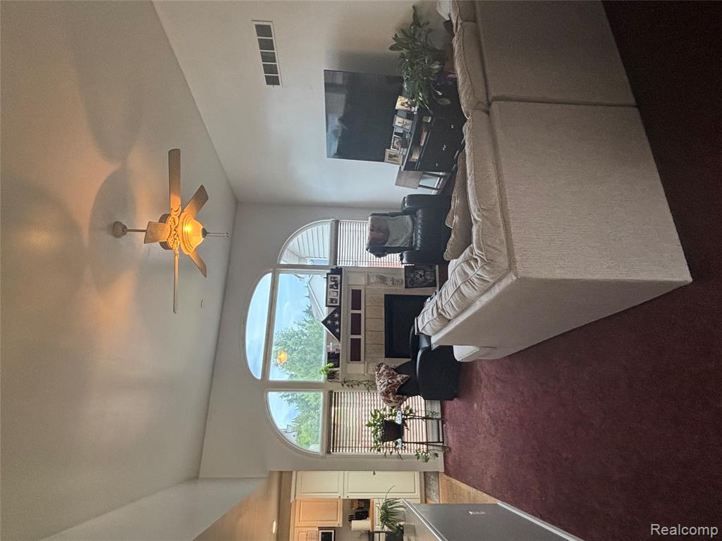 7129 Parkridge Parkway, Swartz Creek, MI 48473 — Photo 8