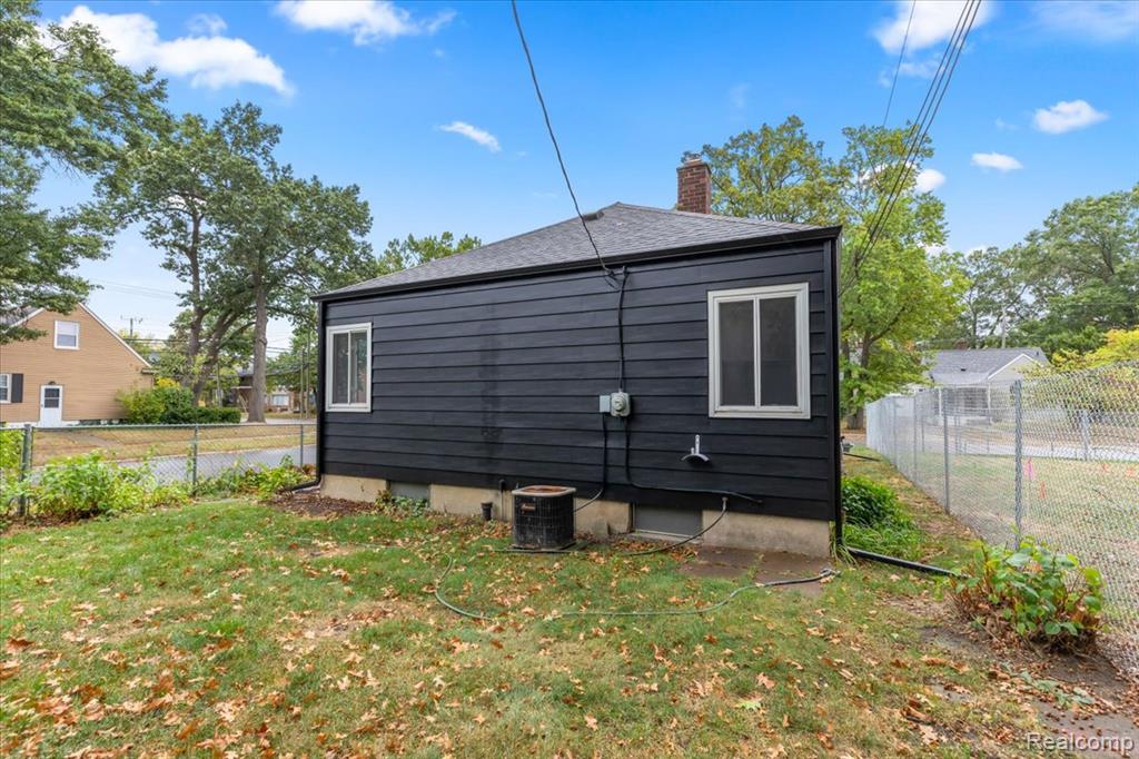 855 Allen Street, Ferndale, MI 48220 — Photo 28