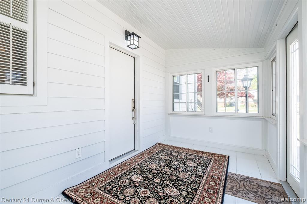 11700 Farley, Redford, MI 48239 — Photo 48