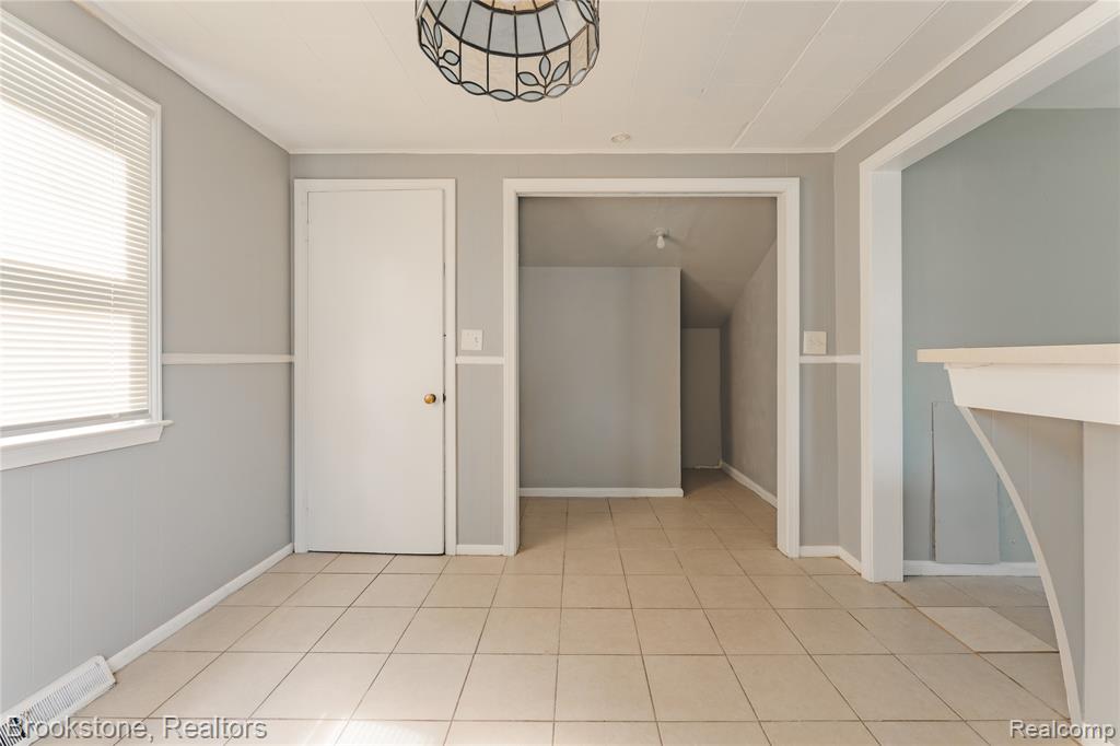 62 Court Street, Pontiac, MI 48342 — Photo 14
