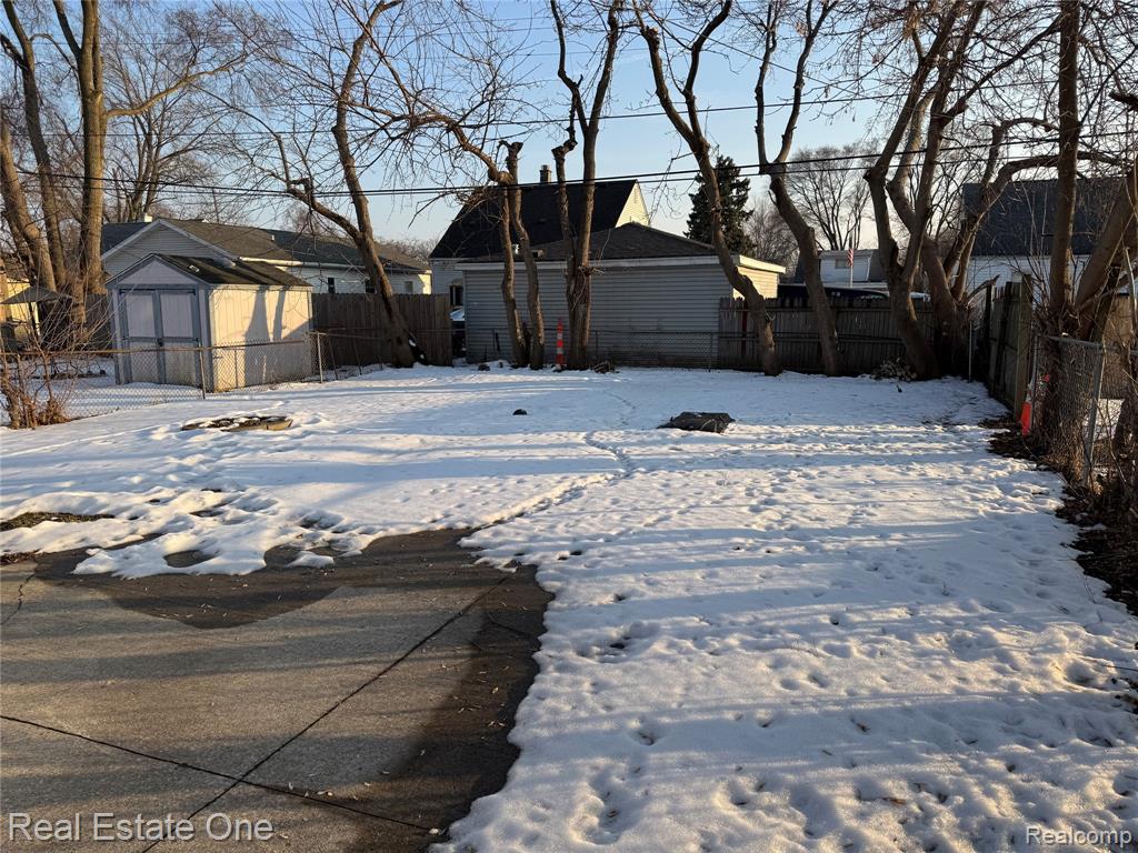 8420 Jewett Avenue, Warren, MI 48089 — Photo 15