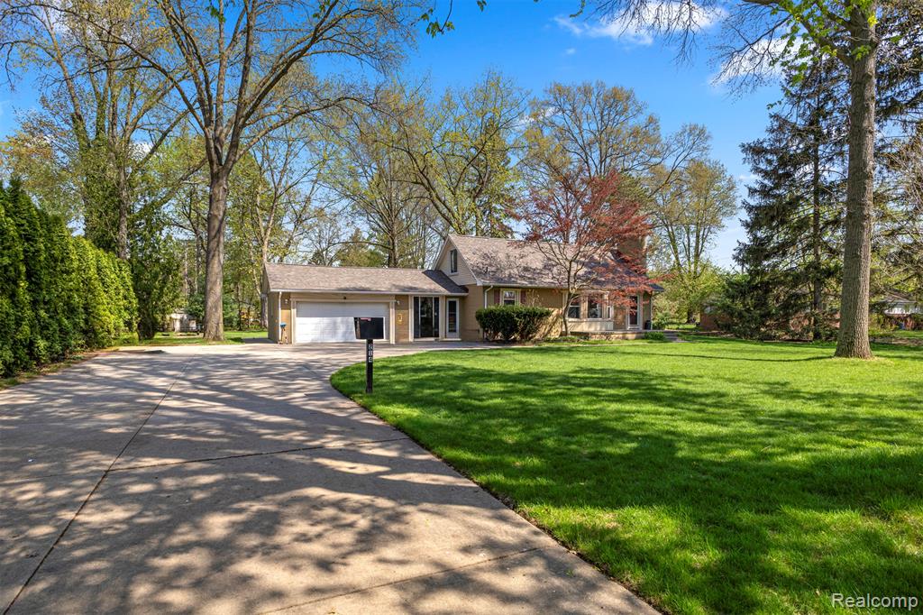 214 N Evangeline Street, Dearborn Heights, MI 48127 — Photo 10