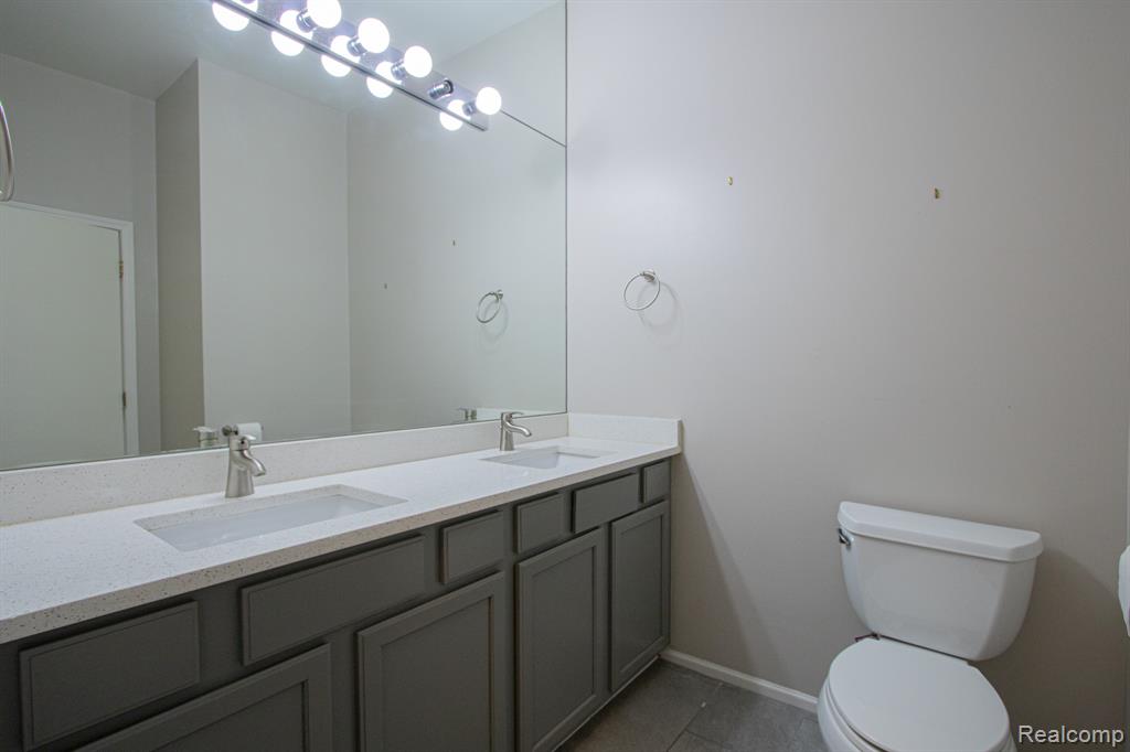 68 W Bethune Street, Detroit, MI 48202 — Photo 11