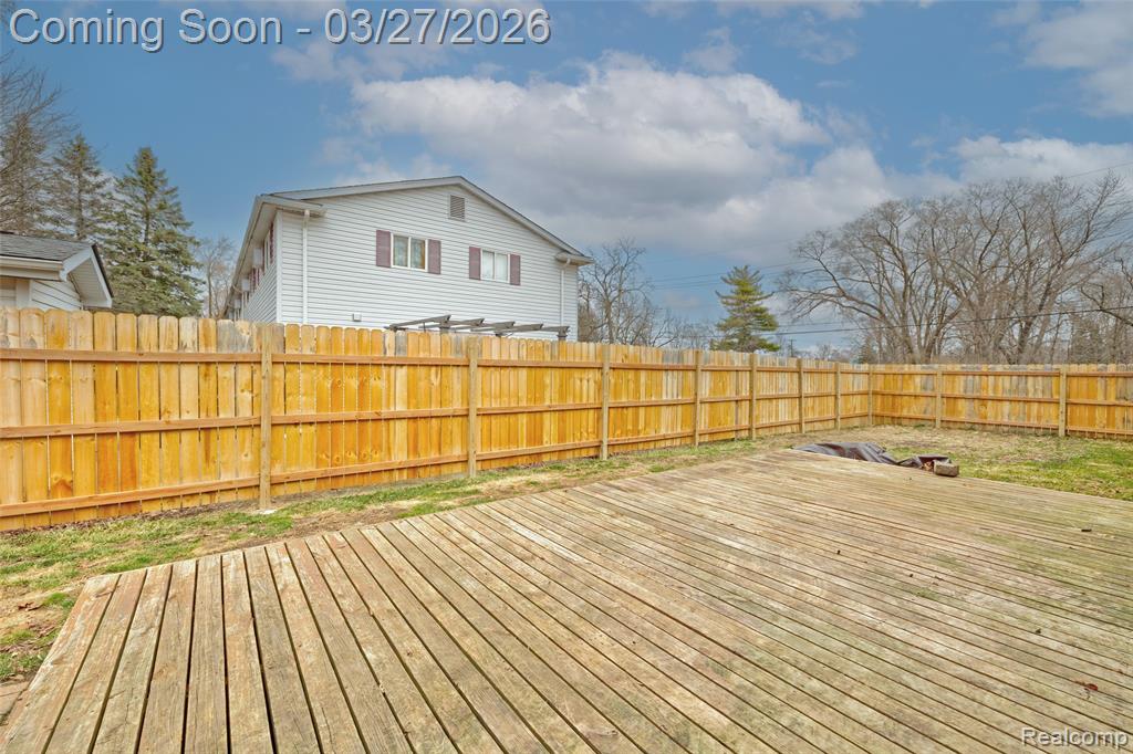 4009 Airport Road, Waterford, MI 48329 — Photo 43