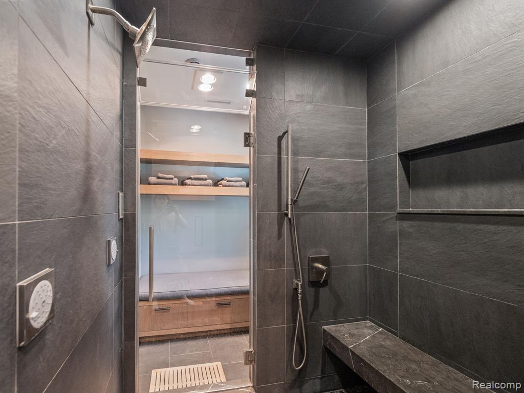 415 ARGYLE Street, Birmingham, MI 48009 — Photo 35