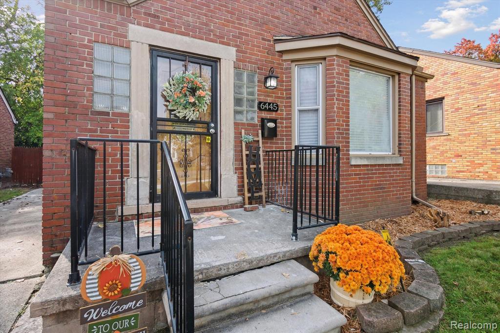 6445 LONDON Street, Detroit, MI 48221 — Photo 5