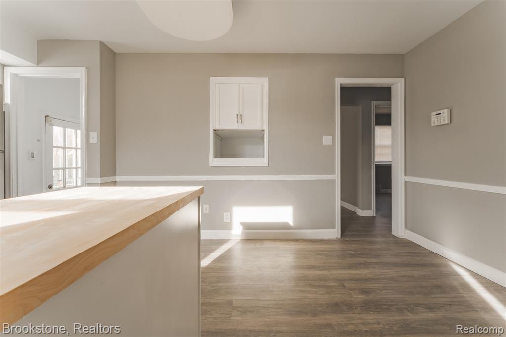 17006 Juliana Avenue, Eastpointe, MI 48021 — Photo 13