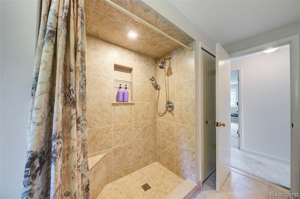 6788 Balmoral Terrace, Clarkston, MI — Photo 57