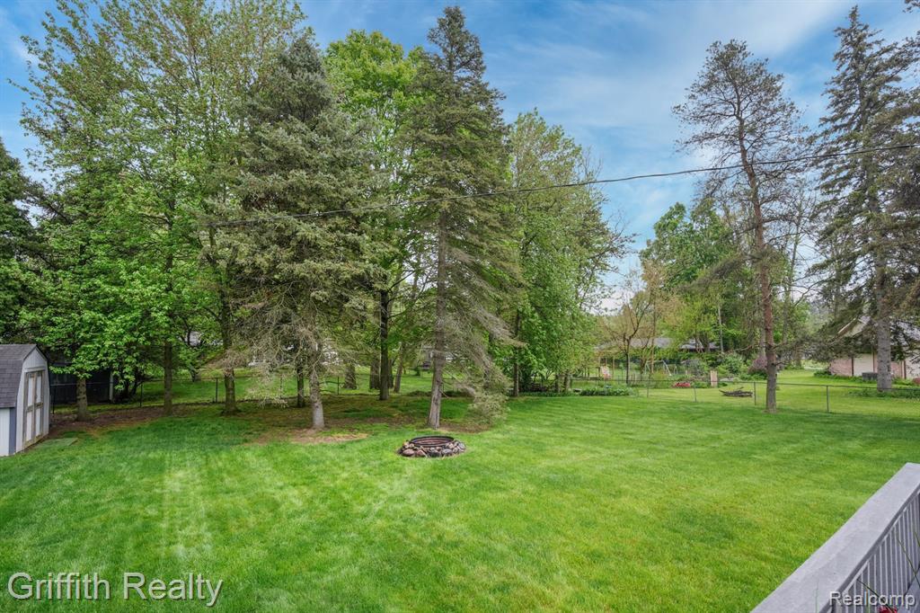 6903 SOMERSET Drive, Brighton, MI 48116 — Photo 7
