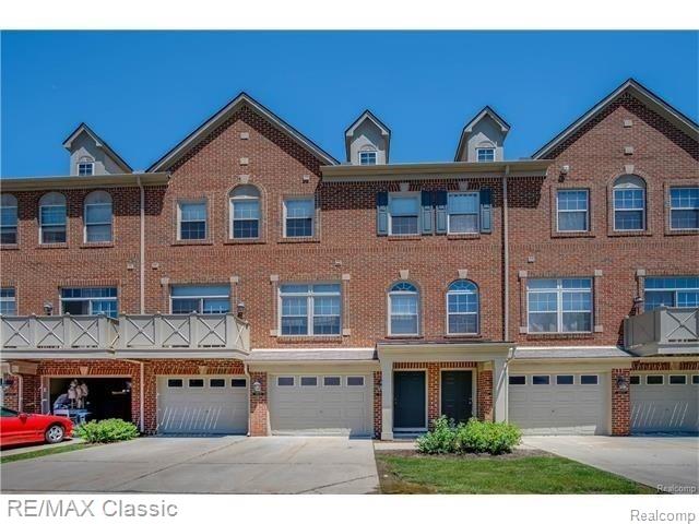 39773 ROCKCREST Circle, Northville, MI — Photo 36