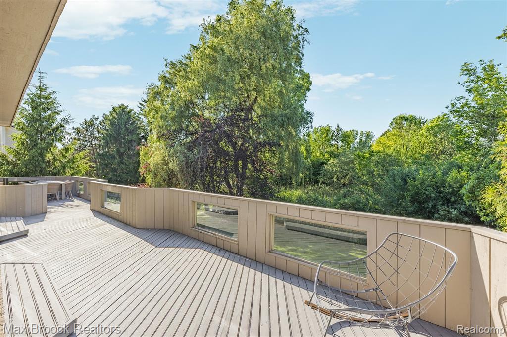 7102 Alta Vista Drive, West Bloomfield, MI — Photo 59