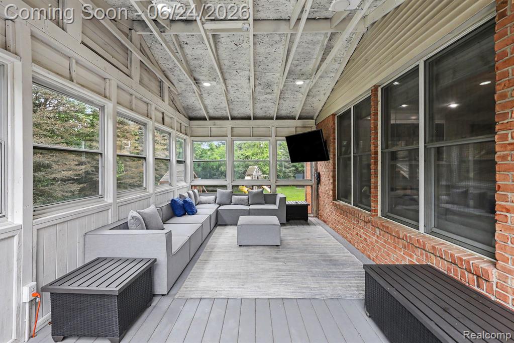 4575 Northridge Court, West Bloomfield, MI 48323 — Photo 11