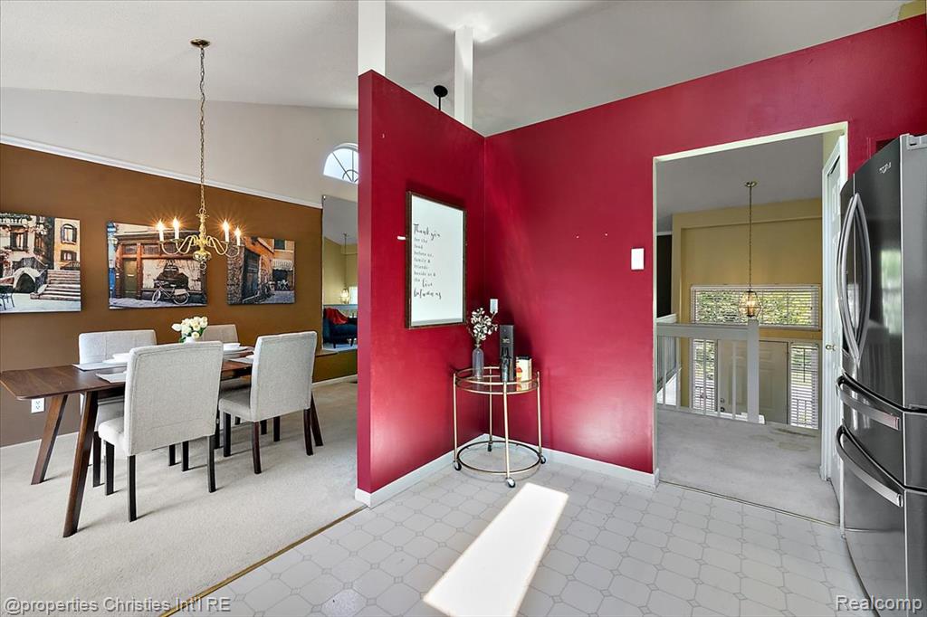 6873 Fox Lane, Waterford, MI 48327 — Photo 24