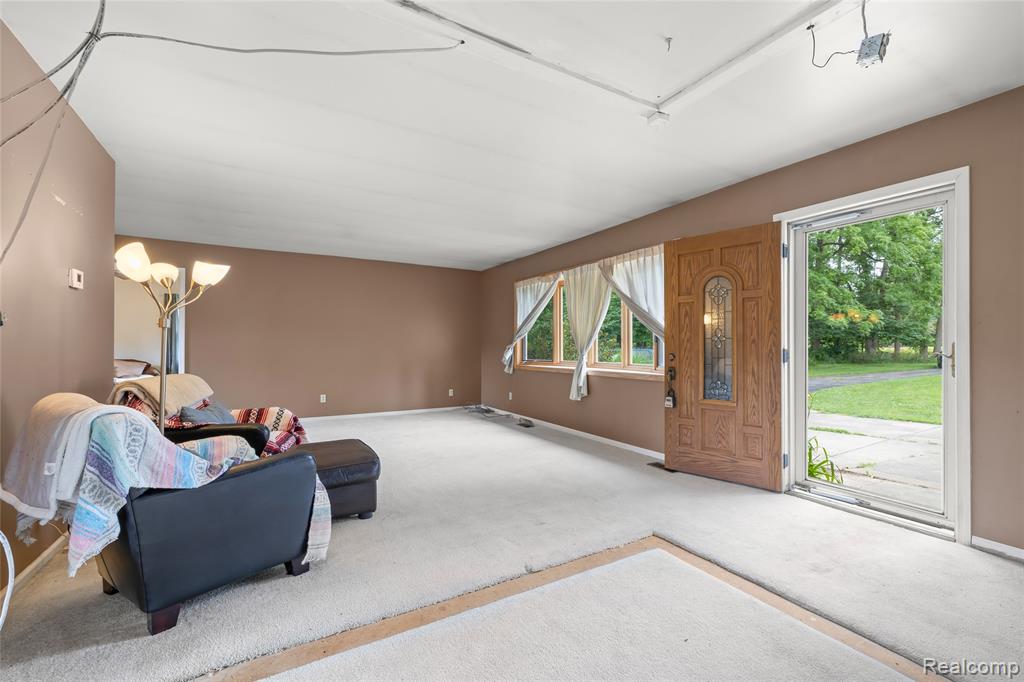 7109 Maple Dale Road, Jackson, MI 49201 — Photo 2