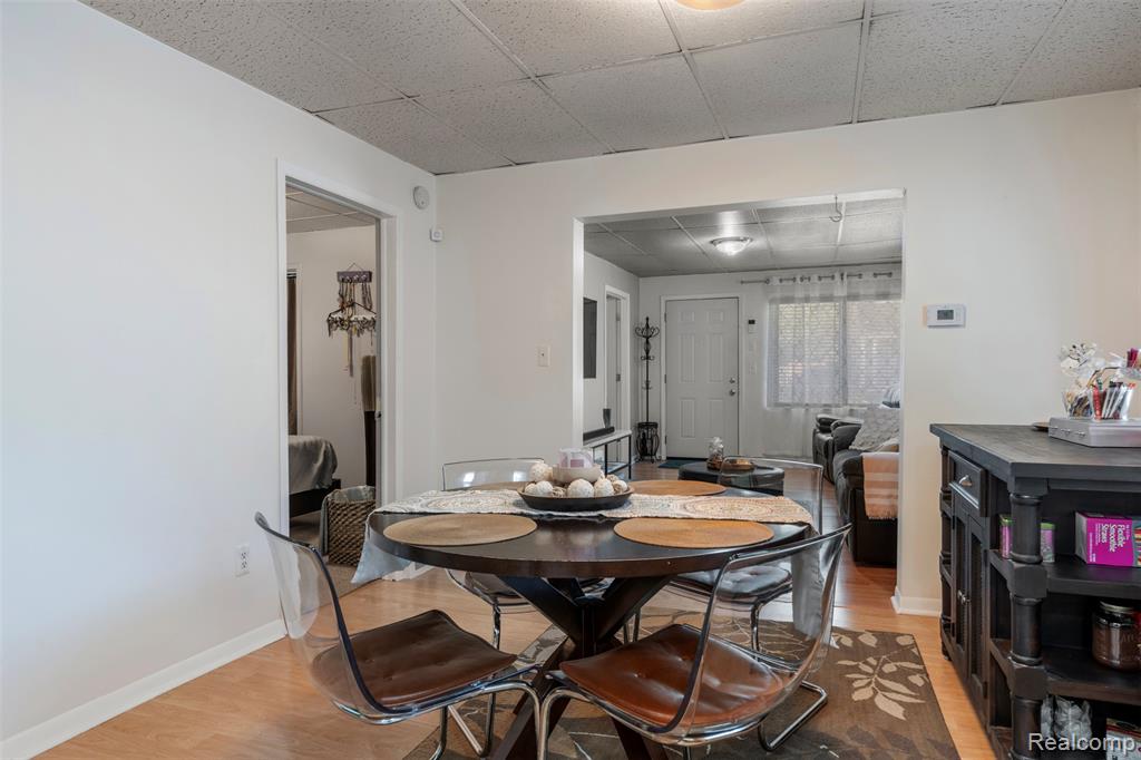 8431 Roseland Court, Oak Park, MI 48237 — Photo 8