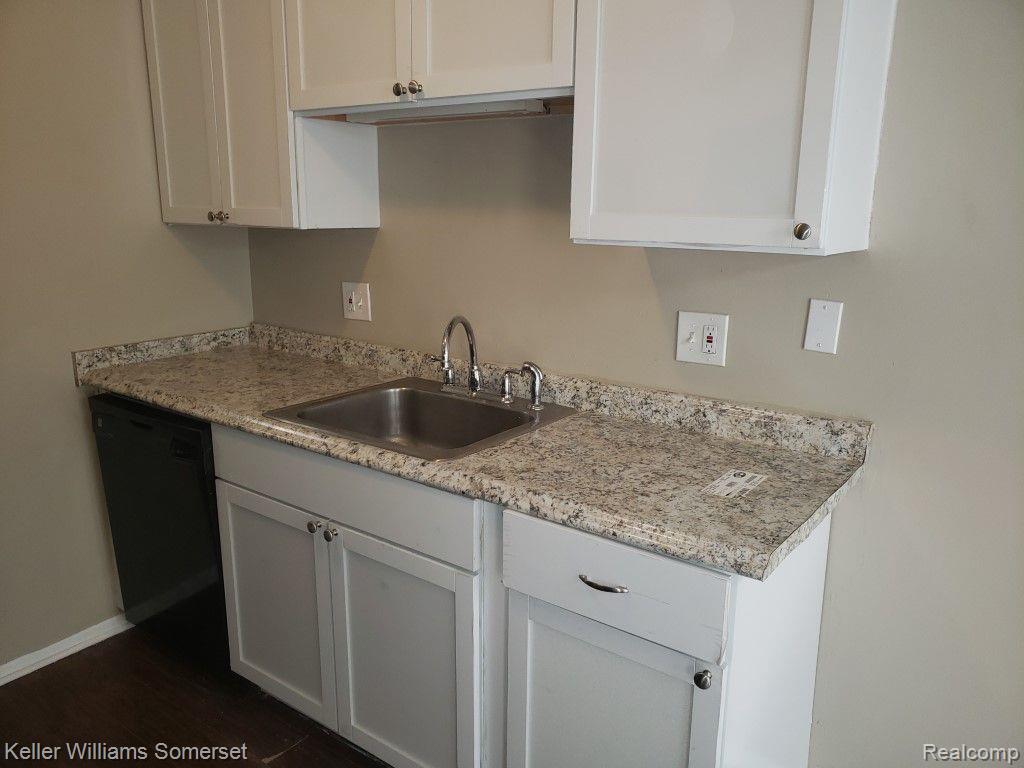 39975 CROSSWINDS, Novi, MI — Photo 14