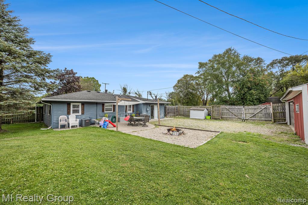 7520 Starville Road, Cottrellville, MI — Photo 22