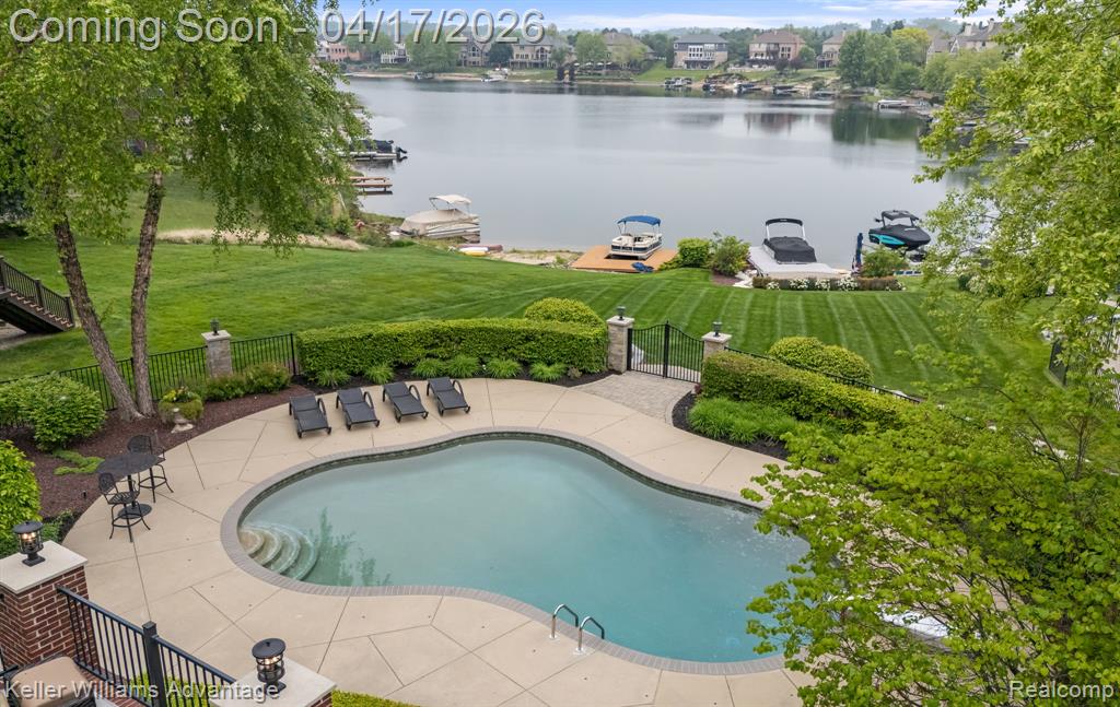 10993 Stoney Point Drive, South Lyon, MI, 48178