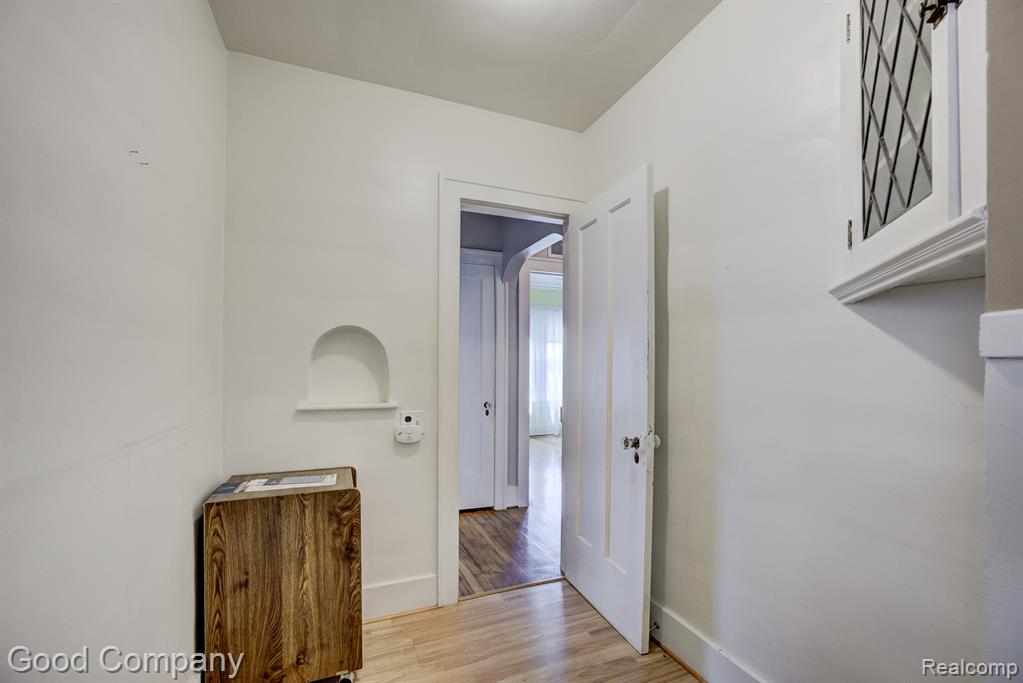 515 W Golden Gate, Highland Park, MI 48203 — Photo 12
