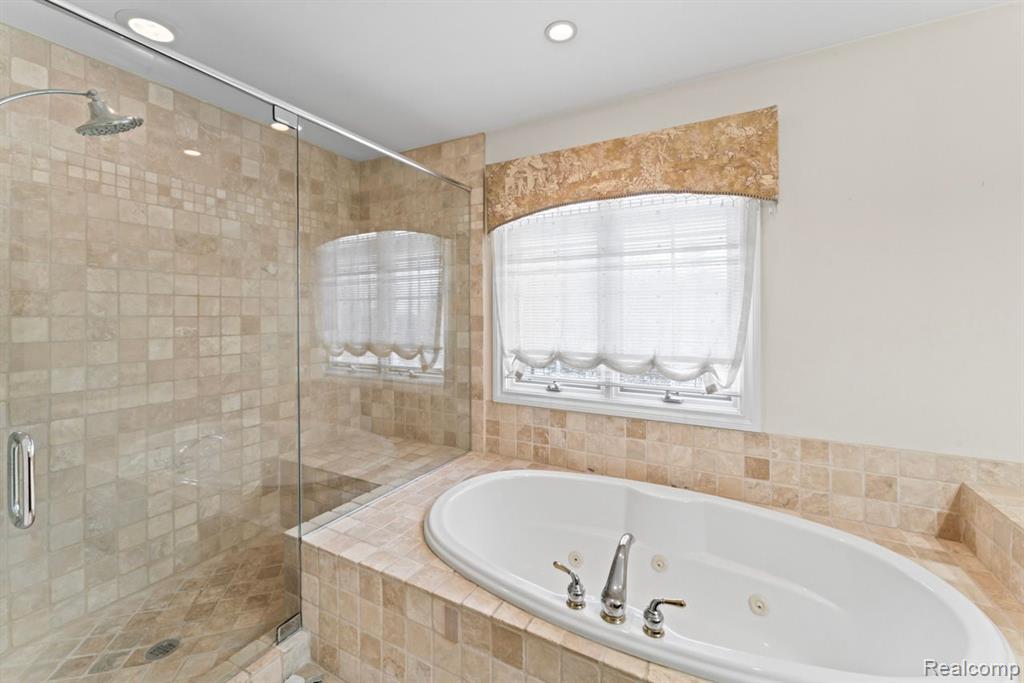 6193 Stonewood Drive, Clarkston, MI — Photo 23