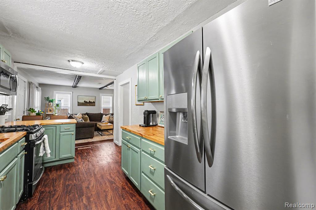 46 E Glass Road, Ortonville, MI 48462 — Photo 9