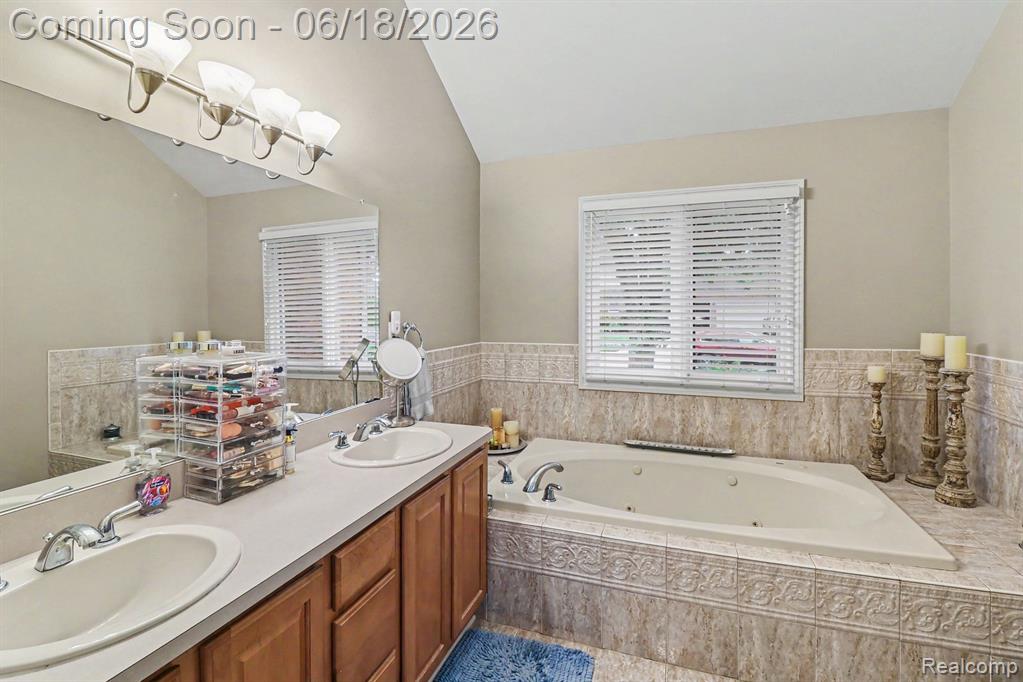 55260 Belmont Drive, Shelby Twp, MI 48315 — Photo 21