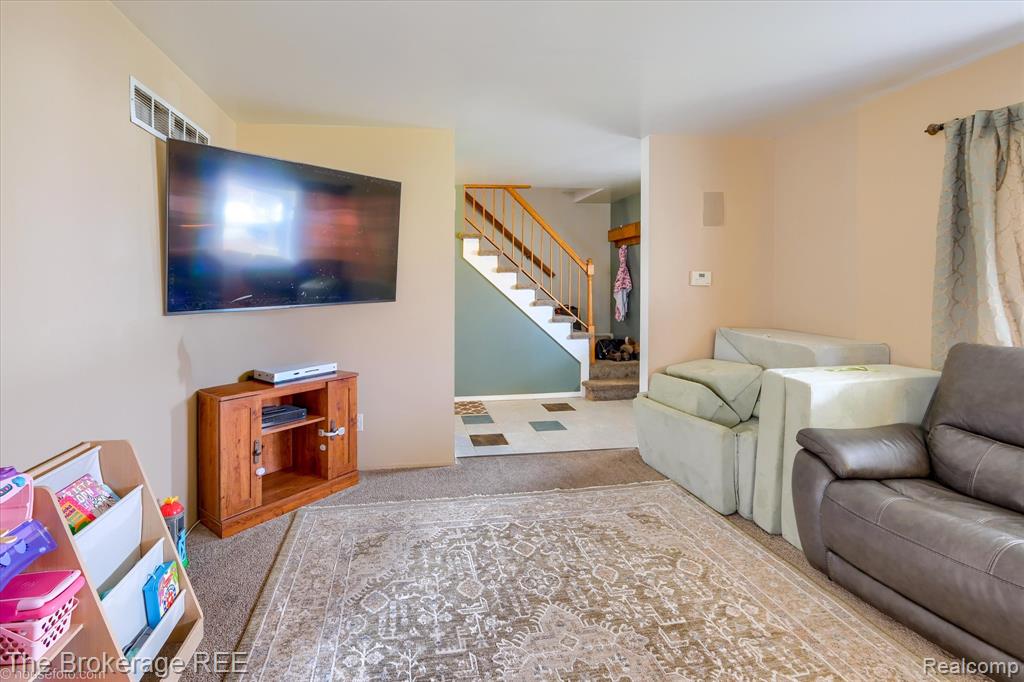 5506 Canonsburg Road, Grand Blanc, MI 48439 — Photo 13