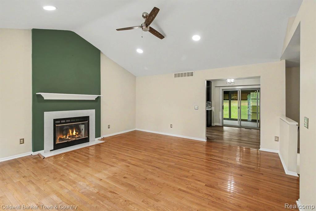 332 Triangle Lake Road, Howell, MI 48843 — Photo 9