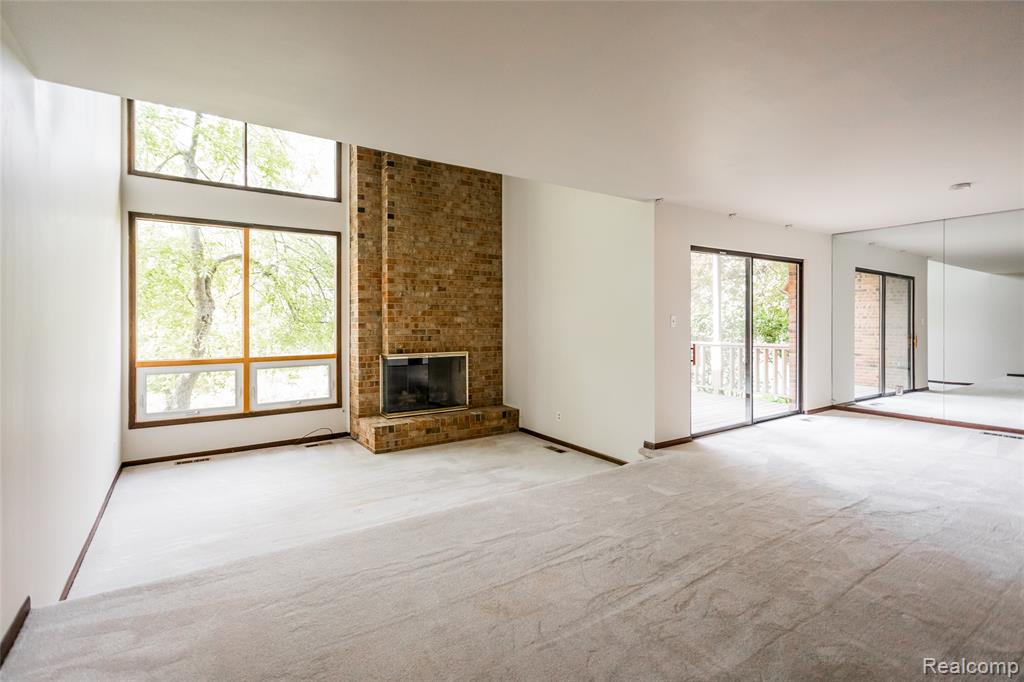 7118 Pebble Park Drive, West Bloomfield, MI — Photo 9