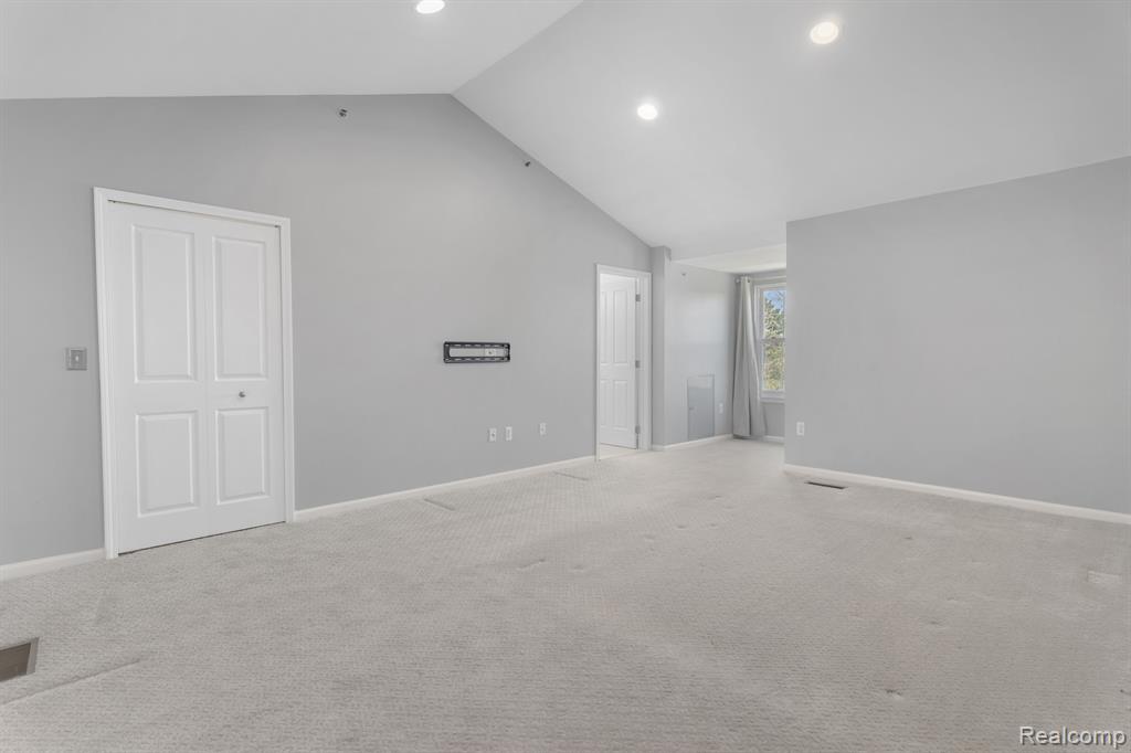 20084 RODEO COURT, Southfield, MI 48075 — Photo 16