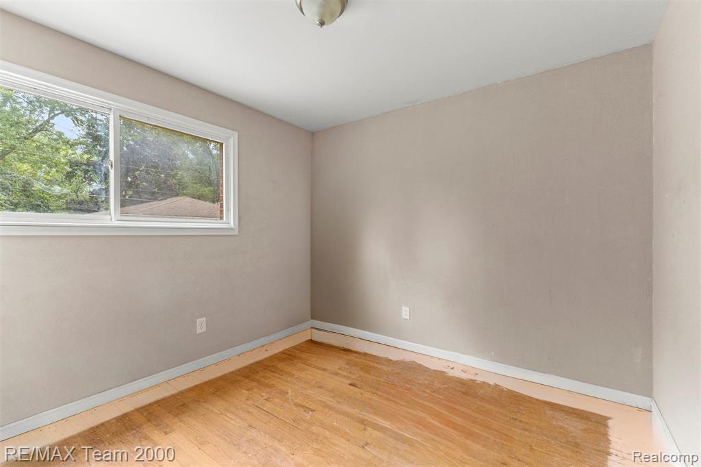 6924 Fellrath Street, Taylor, MI 48180 — Photo 17