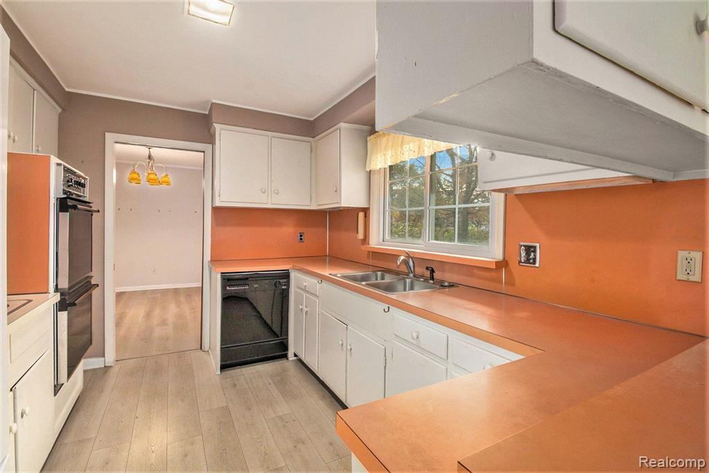 5730 Burnham Road, Bloomfield Hills, MI 48302 — Photo 11