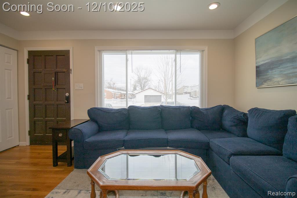 8225 N Hubbard Street, Westland, MI — Photo 8